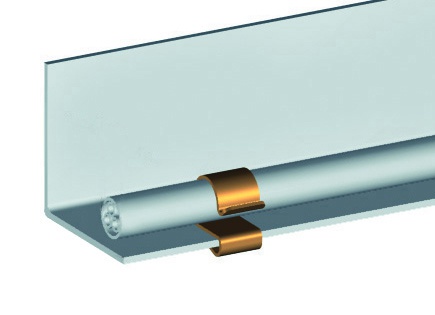 Attache bord de tôle pour tube de 20-24 mm et pour plat de 4-7 mm. par 100 pièce